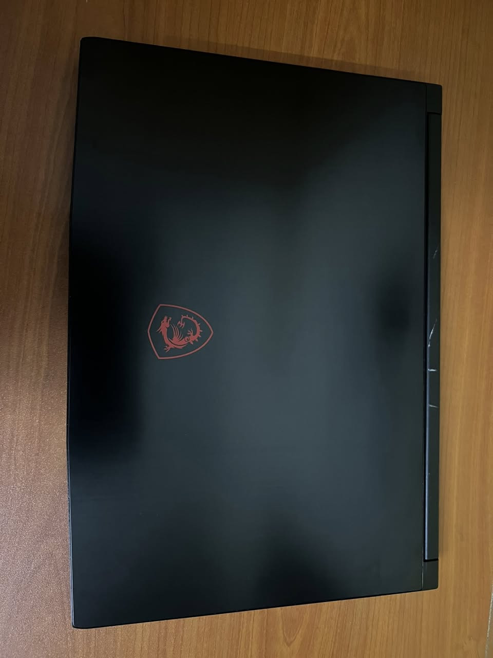 الموديل: MSI GF63 Thin 11UC
المعالج: Intel® Core™ i7-11800H (الجيل الحادي عشر) بسرعة تصل إلى 2.30 GHz.

​الذاكرة العشوائية (RAM): سعة 16 GB بسرعة 3200 MT/s.

​كارت الشاشة: ذاكرة مخصصة 4 GB (غالباً NVIDIA GeForce RTX 3050 Laptop GPU).

​الهارد (Storage): SSD بسعة 512 GB.

​نظام التشغيل: Windows 11 Pro (64-bit).

950الف
***********
