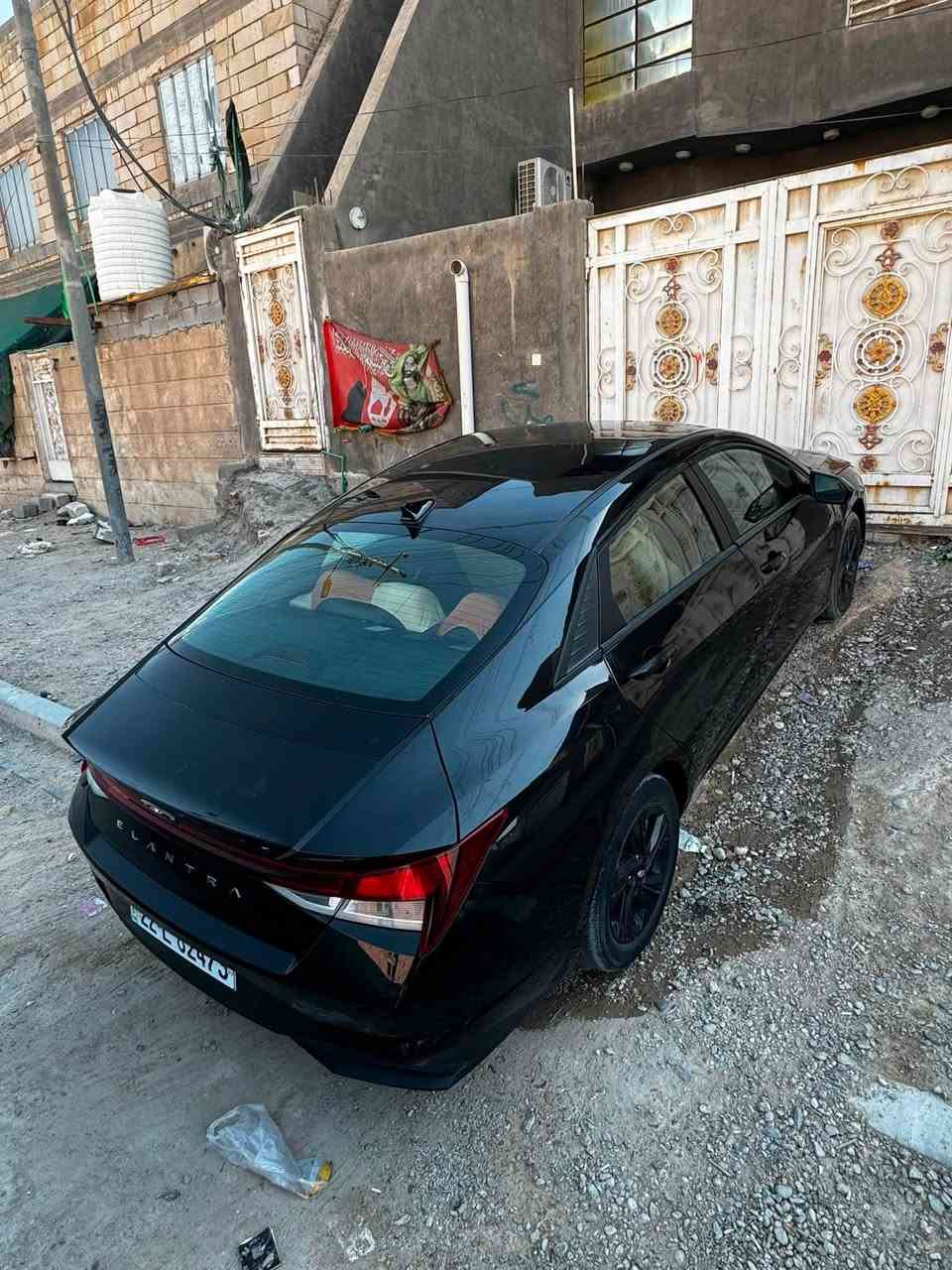 للبيع فقط
النترا وارد امريكي مكينة (الفين)دوش (كفاله مكينة وگيرشلعه شرط)
موديل 2023  اربيل رقم انكليزي سنوية لغاية 2028
الحادث ضربة بنيد مع المدگر الايمن عكس جهة السايق
السياره نظيفه وحادثها موضح بالصور علما البنيد مصلح فقط تصليح خفيف على وضعيته اما المدگر تبديل جديد
فقط ملاحظات شخوط مع رصعات وضربه بارد خلف باب السائق شرط تحويل او وكالة باسم شركة باربيل 
حداده جديده مع تخم تاير وتبريد شغال السياره بصمه تشغيل مع حساسات وكشافات 
المكان البصرة / الزبير 
للتواصل اتصال ***********
وتساب/***********
السعر مقبول للشراي 
تواصل كذلك مازنجر مفتوح
