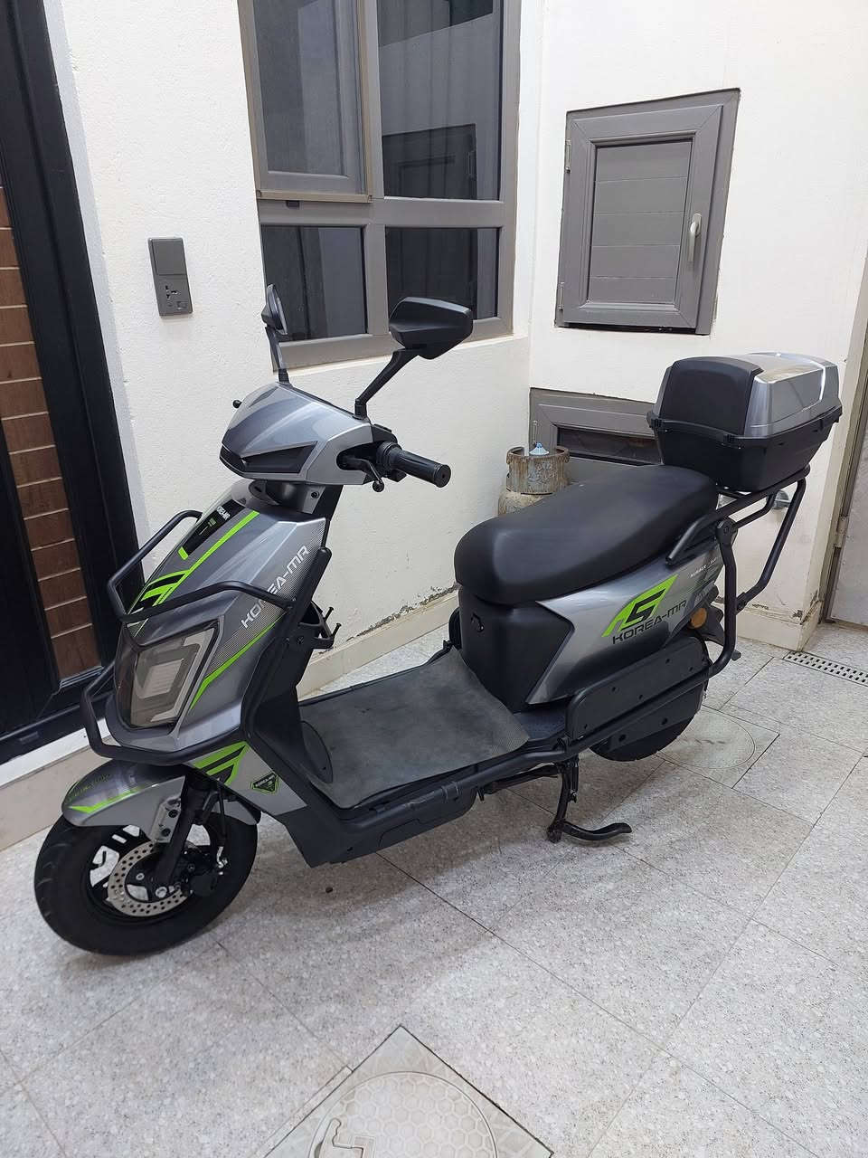 للبيع شحن مستعمل شهرين اخو الجديد السعر 650 وبي مجال بسيط مكاني ديالى بعقوبة بهرز
***********
