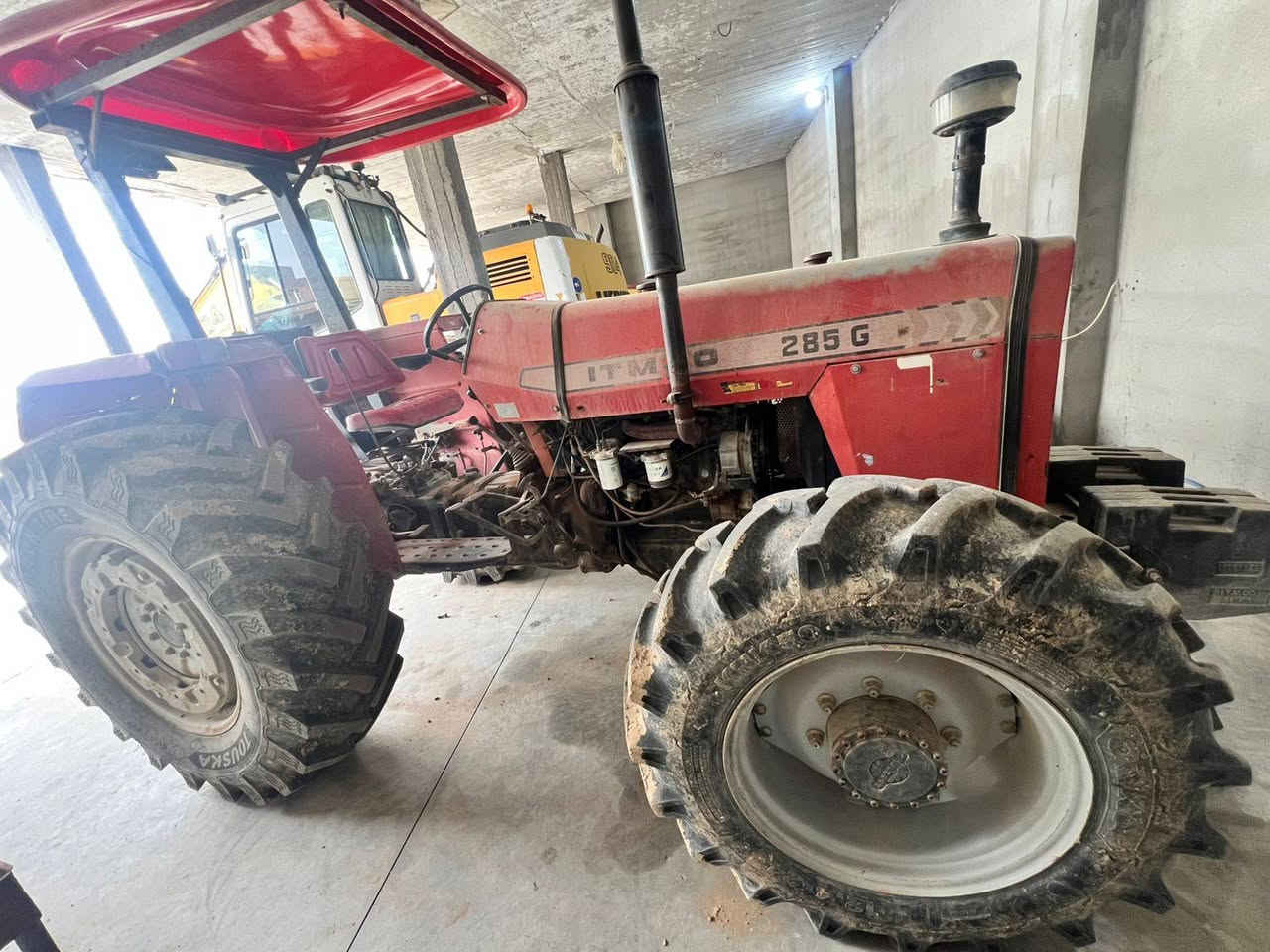 سلام عليكم تركتر ايراني 2009 التفاصيل عل رقم 
***********
