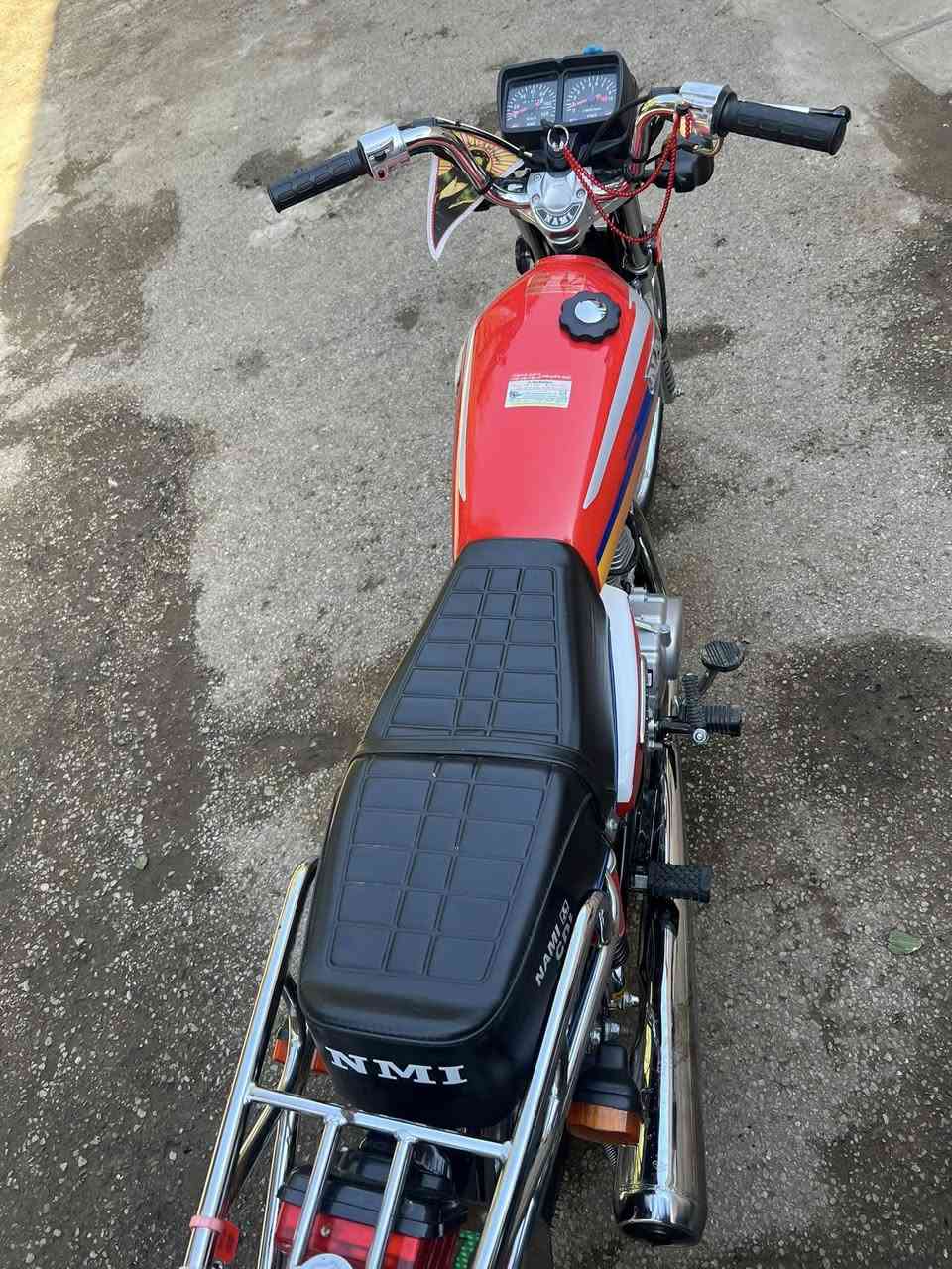 إسلام عليكم دراجه ربعه كير لبيع دراجه نضيفه تعمير 2025 شاصي تعمير جديدشاصي14 وراقه كامله دراجه خير من الله مكينه شكد ما توقع نضيفه خير من الله كله شغال كهربلات مكان الكوت رقم ***********السعر مليون وبيه مجال
