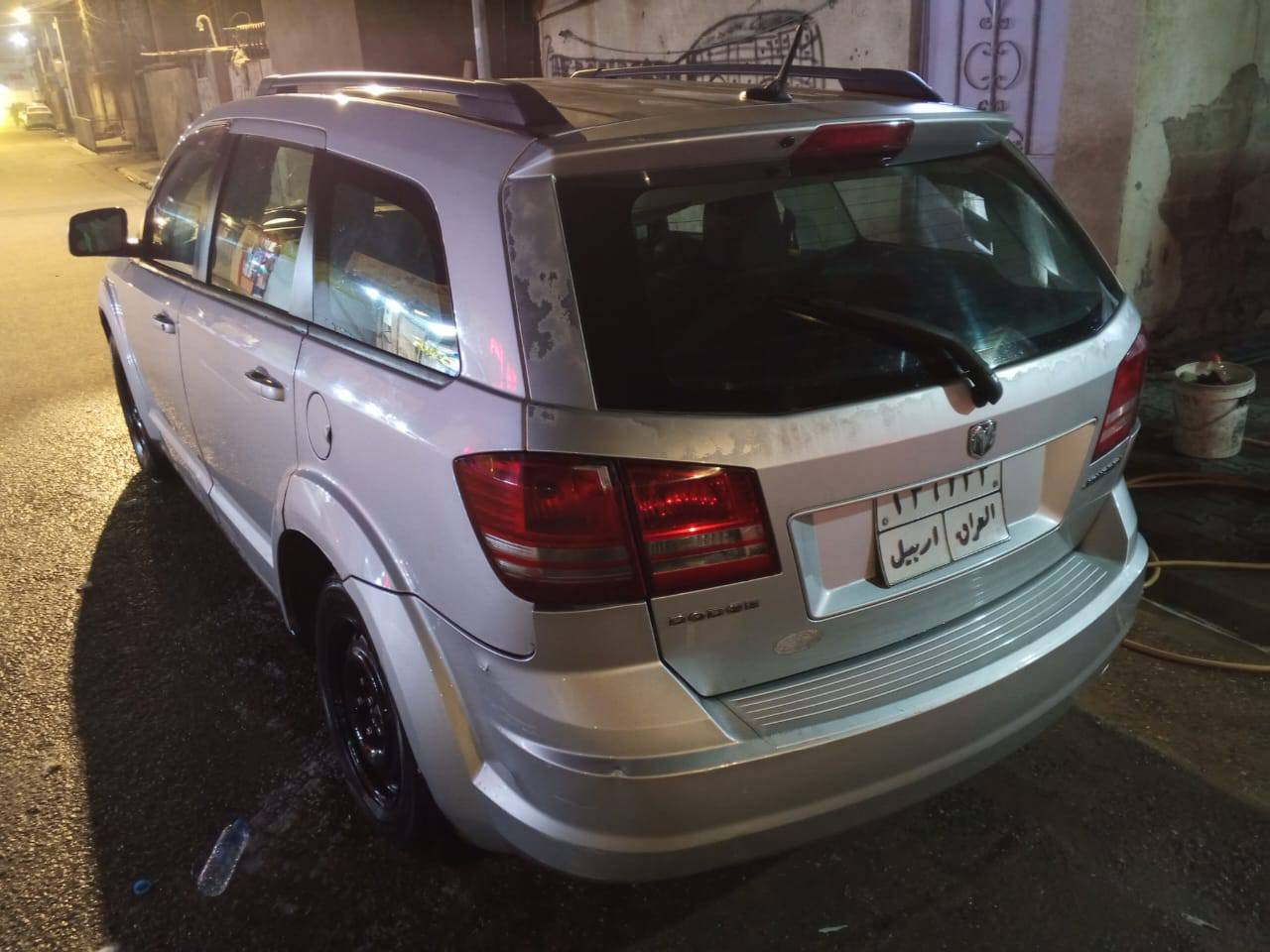 السلام عليكم من رخصة الادمن دوج جورني مديل 2010 محرك 2400 اربع قاصات للبيع او المراوس السياره حلوه ونظيفه يراد الها حداديه وبيها ترتيب كهرباء السعر90 وبيها مجال اي استفسار اتصال*********** متوفر واتس اب
