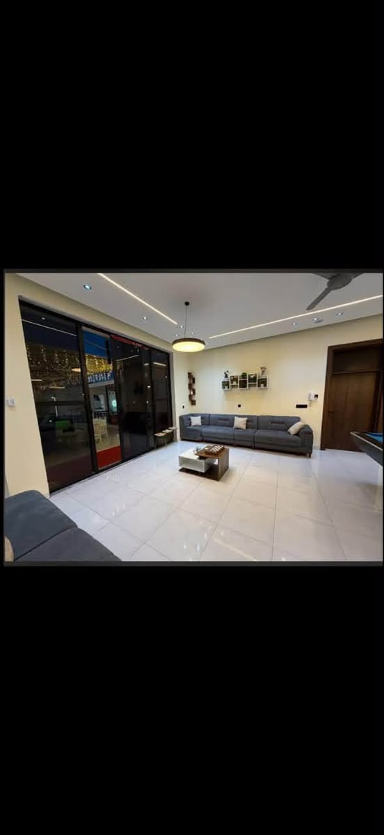 مسبح كبير ومفلتر🏊‍♂️
🔴مسبح خاص للطفال
🔴تحتوي المزرعه على2غرف نوم وصاله كبير
ومطبخ مجهز بلكامل وحمامات غربي
🔴انترنيت على مدار 24🛜
🔴باربكيو مخصص لشواء🍗
صاله خاصه الالعاب البليارد ولفيشه ومنضده  🎱🏓🎯
🔴 حديقه واسعه🏞️
🔴جلسه عربيه
🔴كراج كبير الاسيارت 🚘🅿️
🔴كهرباء مدار 24
🔴جلسات خارجيه 
🔴اقامة اعياد الميلاد 🎂
الاستفسارات يرجى مراسل الرقم ***********
