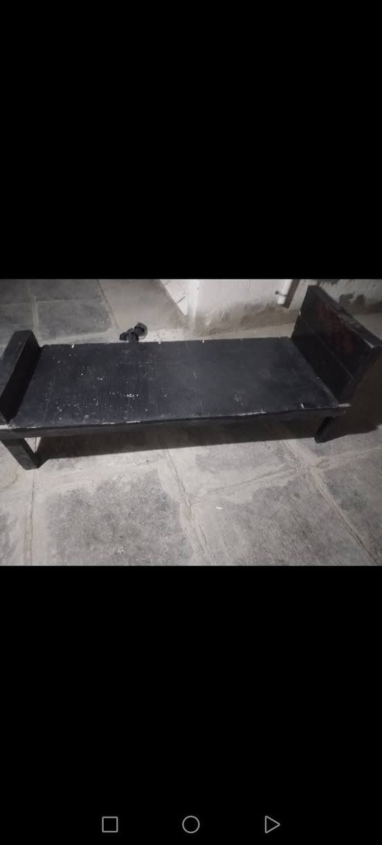 انواع الغراض البيع  كلمن اوسعره عنوان شطره حي زهور ***********
