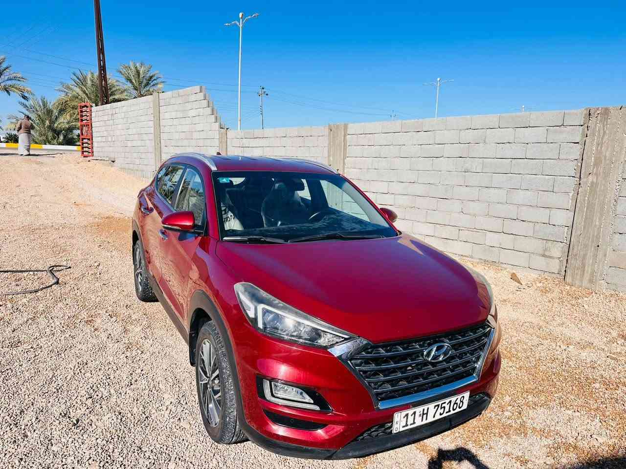 توكسان 2020 ماروني
رقم بغداد 

شركة الگاصد خليجي فول 1/1 

ماعدا بانوراما 

تحكم ستيرن جهتين 

يدات نيكل

مرايات اوتو كهرباء شفط

بصمه + بصمه ابواب 

نظام ترحيب 

حساس امامي + خلفي 

حساس استداره 

لد ليلي + نهاري 

كامره خلفيه بلادي 

شاشه بلاد

مثبت سرعه 

هندر بالرجل 

تبريد قطعتين امامي خلفي 

ويل كب حجم 18 كروم

كشنات كهرباء 

شاحن واير ليس   

رقم بغداد 

السياره بيه فقط باب جانب السايق مصبوغ بدون تبديل

 السعر 195$

***********
