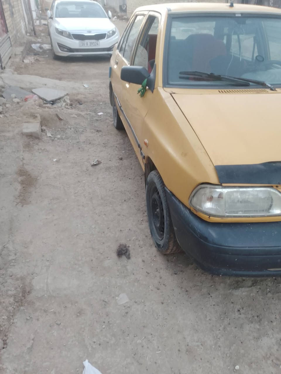 سلام عليكم سابيا 2014 سياره نضيفه وراعيه بل دوانيه سياره بس المكينه تبخر *********** سعر 17
