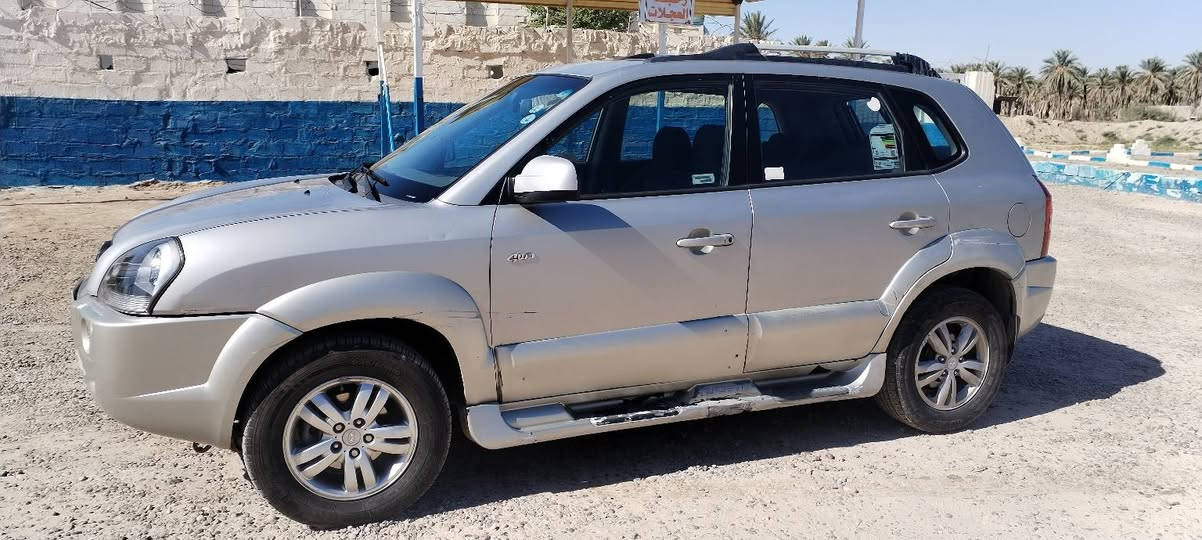 السلام عليكم توسان ٢٠٠٨ فورويل 6سلندر محرك 2700 رقم أربيل بسمي الرقم الجديد مكفول كفال عامه تدفئه تبريد فتحه بالقماره تخم تاير سياره جاهزه مكان السياره الديوانيه الشاميه تليفون *********** السعر ١١٠
