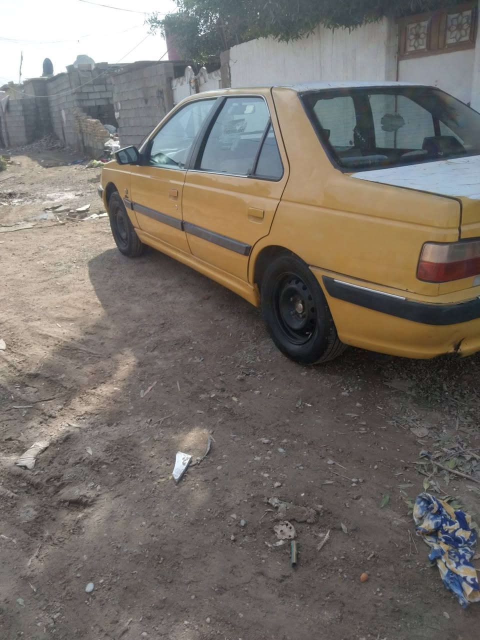 للبيع بيجو بارص موديل 10كير مكينه جدد سياره جاهزه اي نقص مابيها السعر 18 العنوان  بغداد الستفسار على رقم *********** مكلف بالنشر
