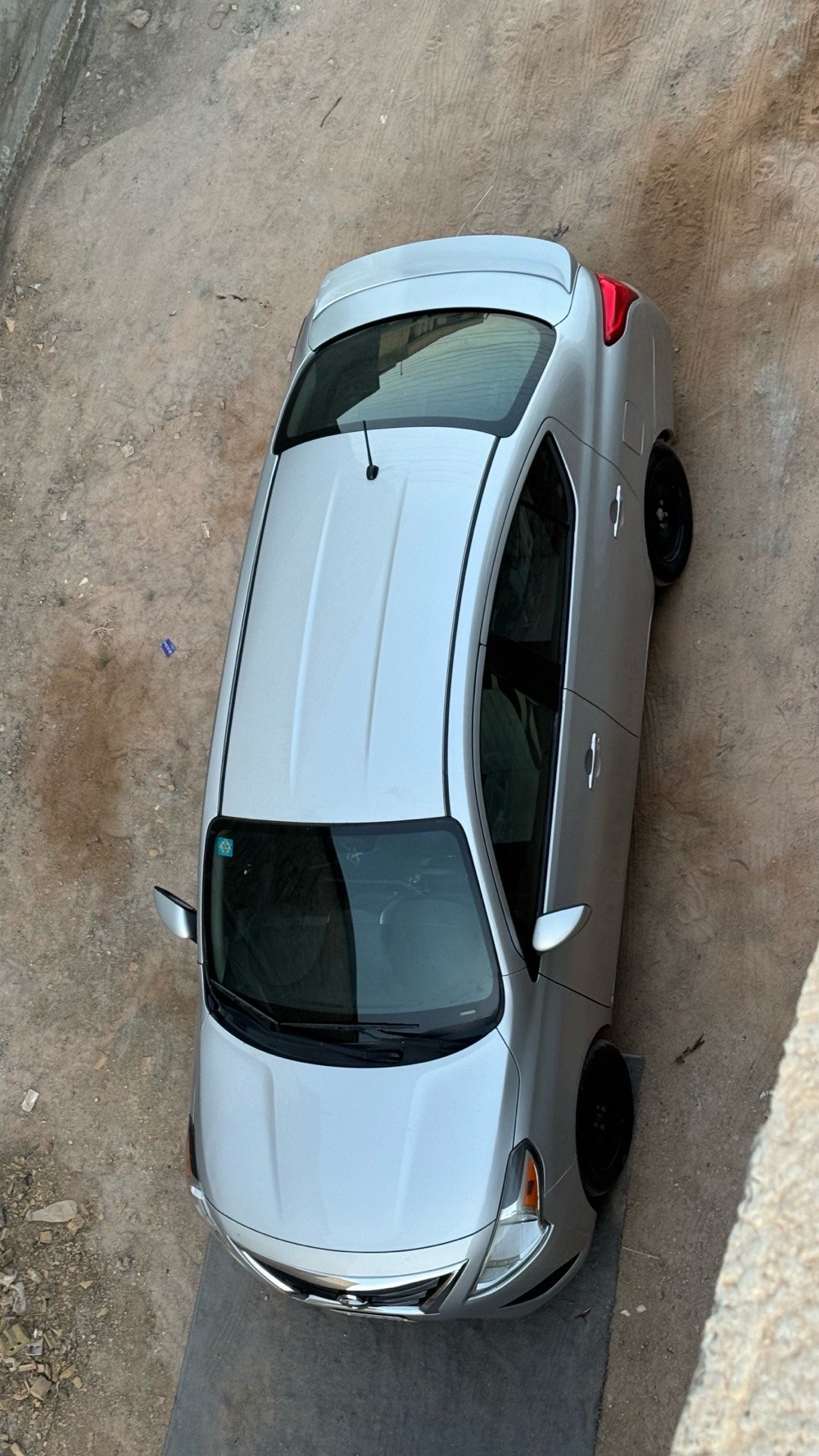 سلام عليكم  نيسان صني فيرسا ١٩  فووول و مكفول رقمهه بغداد الجديد ب اسمي   تحويل ربع ساعه بالطوبجي  سياره جاهزه  من كلشي  كبل  للشارع 
سياره  بيهه اربع قطع 
مكانهه  بغداد  الدوره 
عارضهه ب ٩٣ مجال  قليل  للشراي 
تواصل 
***********