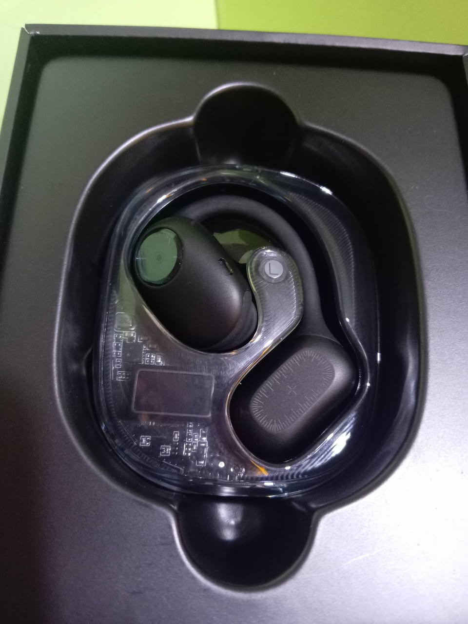 سماعات أيربود صناعة شركة امفنكس
الأصلية مخصصة للألعاب البوبجي وغيرها
محيطية دقة عالية
1_ تصميم جديد مفتوح الأذن
ارتداء مريح وأمن
2_ LEDمعلومات البطارية عبر الشاشة
3_ جودة صوت ممتازه
4_ يدوم شحنها 30 ساعة متواصلة
5_ أتصال سريع وتشغيل بلمسة واحده

الحجز في الخاص
يوجد توصيل لجميع المناطق
زورونا في مكاننا
كوت الجديدة نزلت بيت حايف
***********
مكتبة الأمل
