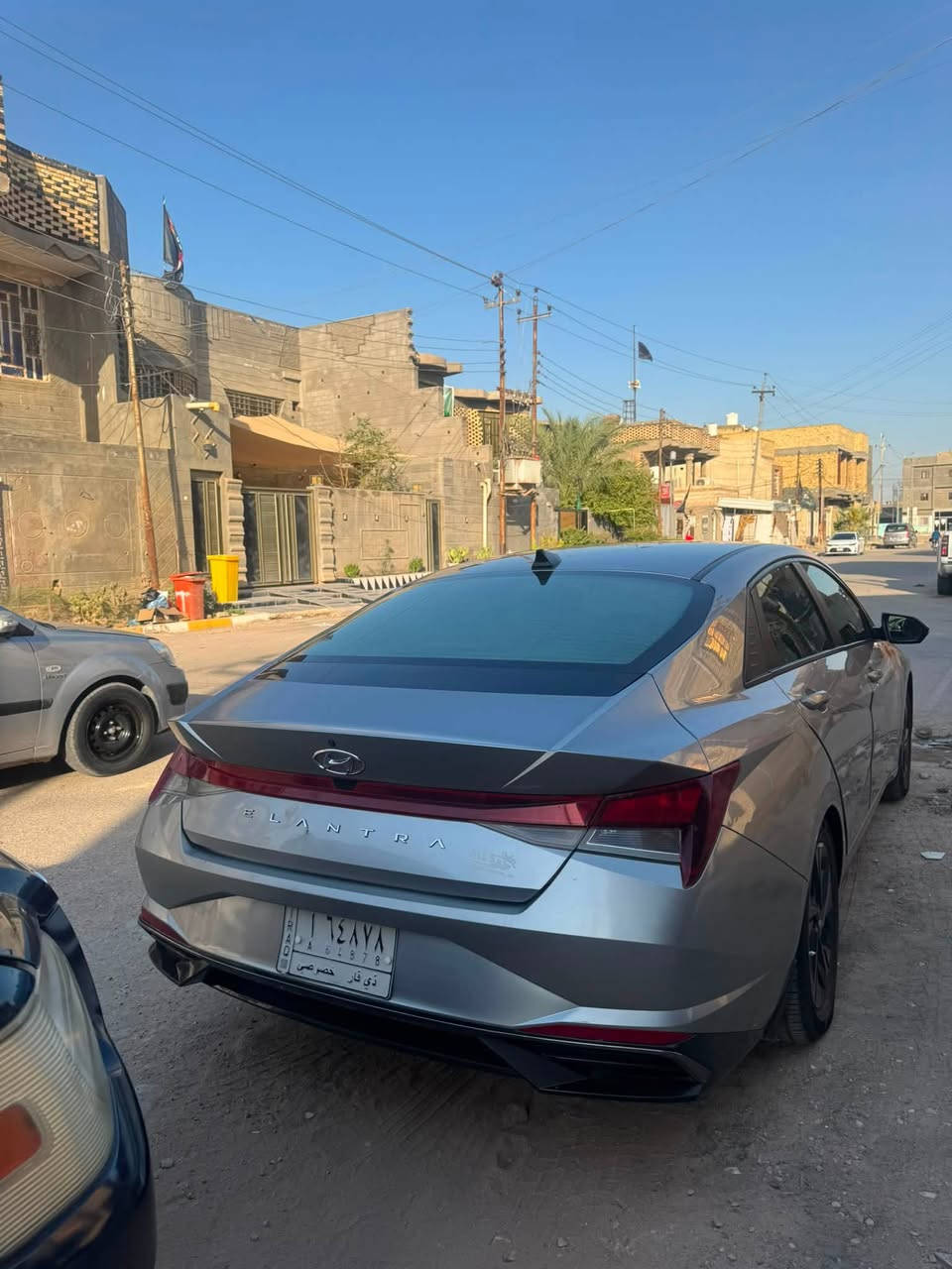 السلام عليكم.
اللنترا مُديل 2022 أمريكي فول مواصفات عده الفتحة محرك 2000 دوش حادثه من امريكا الجاملغ الخلفي جهه السائق بصمه تشغيل نقطه عمياء تدفئه باالكشن تبريد مانع اصتدام قباده ذاتيه رادار توقف ذاتي شاشه بلادكير atالمرغوب تخم تاير حساسات ابواب نضام قياده اسبورت متغير بجم كبس بدون تبديل اي قطعه الجاملغ نفسه معمر السياره معوقين بعد سنتين صير حره وكاله عامه مطلقه ام الباركود المعوق يمي مكان السياره (ناصريه قضاء الشطره)السعر 148 وبيها مجال 
للأستفسار الاتصال على الرقم (***********)
