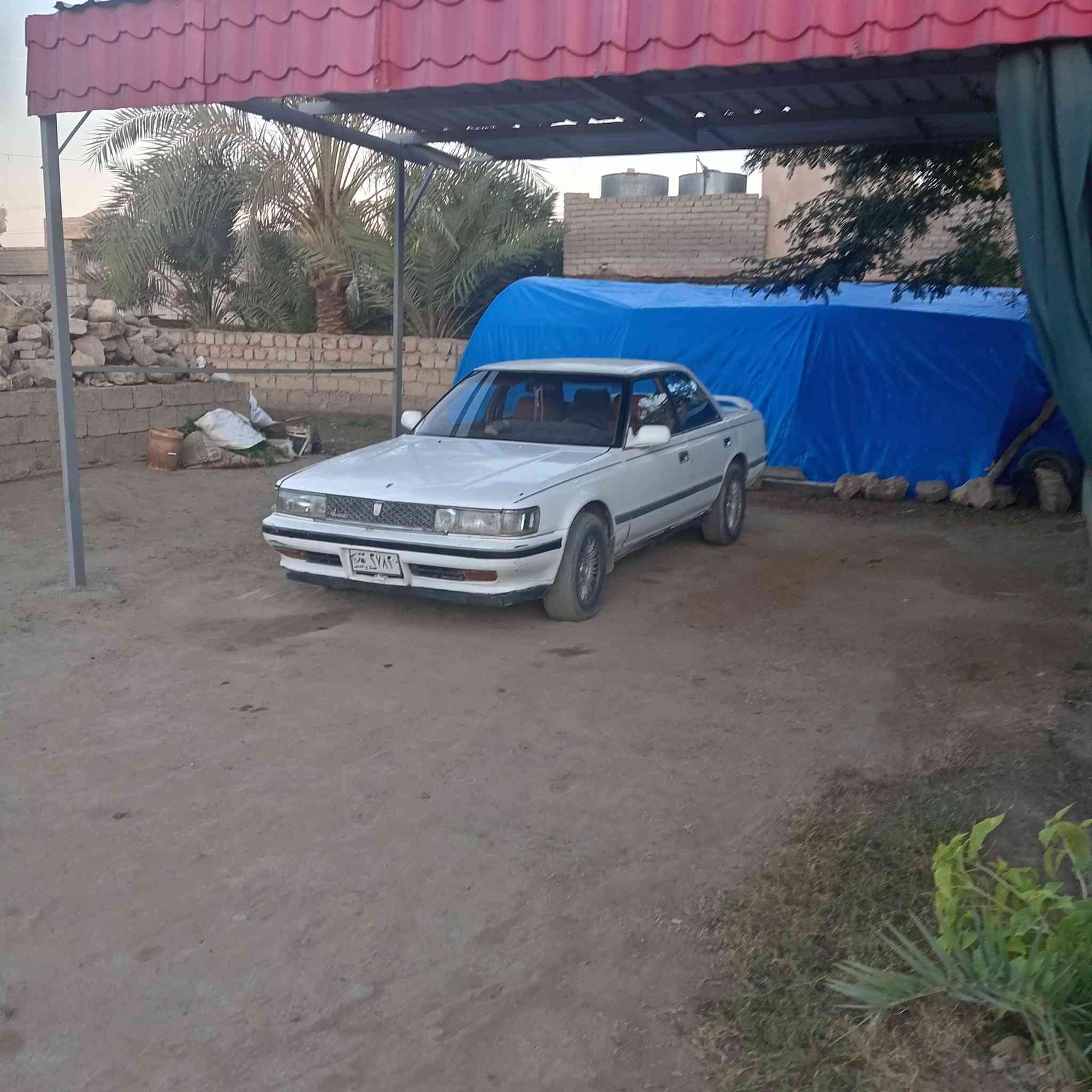 السلام عليكم
سياره للبيع مارك ما مسجل وما مگصوص  سياره نظيفه حيل خارج داخل السعر 12
***********
