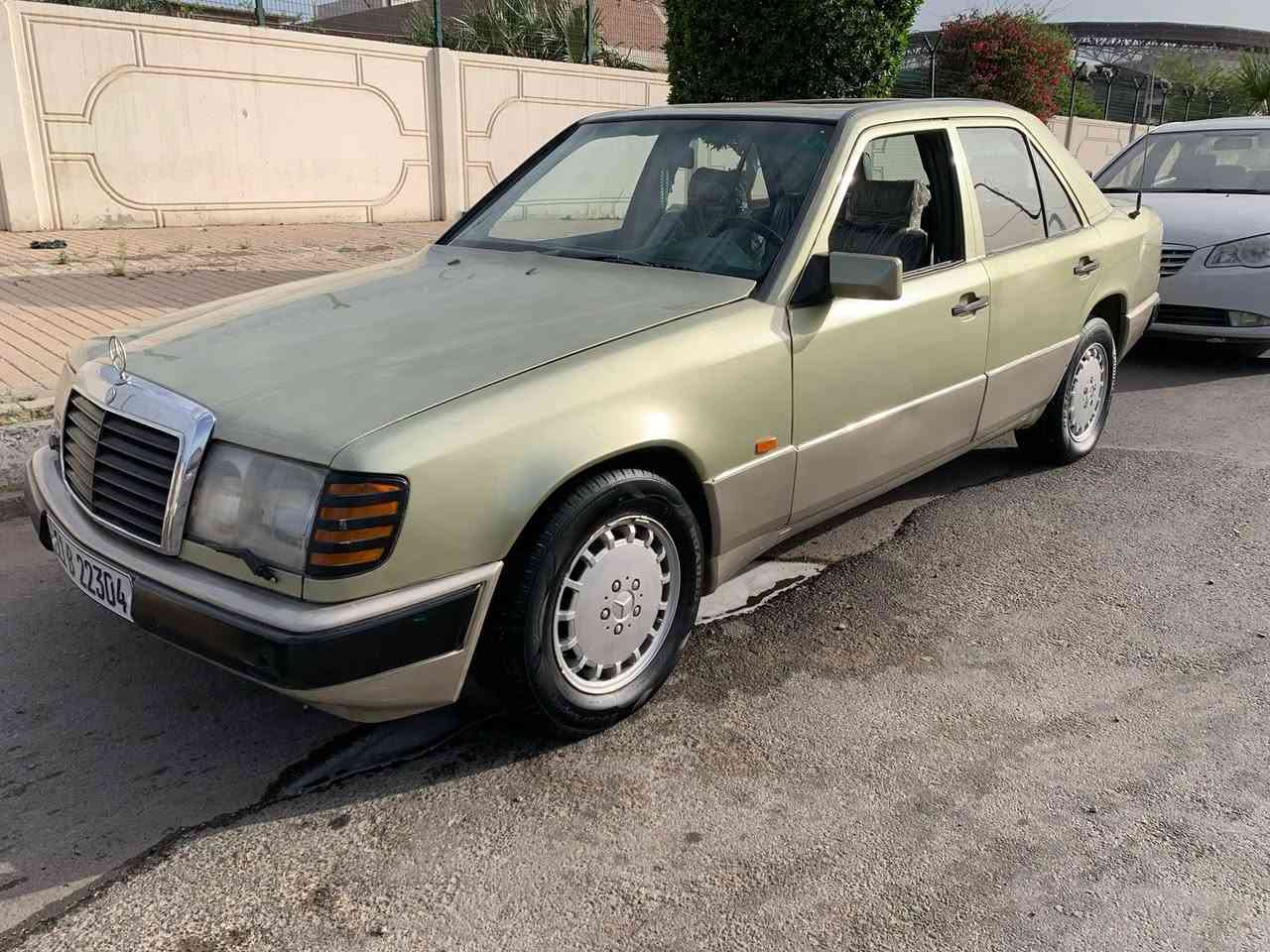 ‏السلام عليكم
‏مارسدس دب مكينه بلاد قبق اسود 
السياره خير من الله صدرها حلو مكينه خير من الله 
غرفتها زينه مدوشمه تبريد مايشتغل 
رقم دولي بغداد بسمي 
تخم تاير كهرباياتها كلها شغاله العين هم كذالك 
قواعد دبلات معمره تعمير حلو السنويه نهايت السنه تصقط 
السعر 50 وبيها مجال العنوان بغداد مدينة الصدر 
0733453016


**إذا كنت صاحب هذا الإعلان وتريد حذفه لأي سبب، رجاءا أرسل رسالة إلى الدعم الفني**