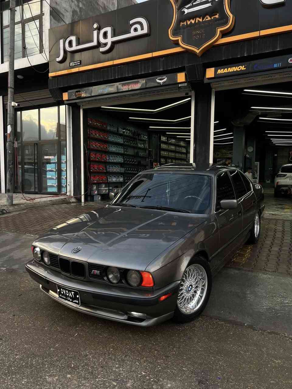 بە ناوی خوای گەورە
Bmw ٥٤٤ بۆ فرۆشتن
بۆ نرخی تەلەفۆن بکە یان نامە بنێرە لە خزمەتتدام
مەکینە ٤.٤ی ٨ بستۆن 
گێڕ عادی 
سڵایت
هۆک 
٢ جام کارەبا
پێش و دوای ئێم
تایە و ویلی بیبی ئێس
تەبرید مەزبووت بە شەرت
ئەکسلی ٣.١٥
Abs
ئاڕمی پلاستیکی سلێمانی
دەعامی
بۆ دەعامی بەشەرت بێ دەعم و بێ لێدراو کامل بۆیاخە بۆ جوانی بێ چاڵ و شوخت 
تەقە و ڕەقە و گێڕ و مەکینە و ئەکسل و کارەبای بە شەرت 
ڕەحمەتت لێبێت موشتەری نیت سەری خۆت و منیش مەیەشێنە سەیارە بە نامە و تەلەفۆن ناکڕدرێ موشتەریت وەرە سەیریکە لە خزمەتتام 
شوێن : عەربەت 
گۆڕینەوەش دەکەم لەسەر دڵگرتن
***********
***********
