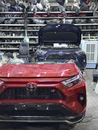 وبركاته اخوان . جمعة مباركة  . اي شخص يحتاج قطع ل اي سياره يتواصل ويان...