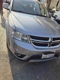 جورني مو2017  محرك 4 ماشي 146   جاملغ صبغ واضح بل صوره سياره فول تبريد...