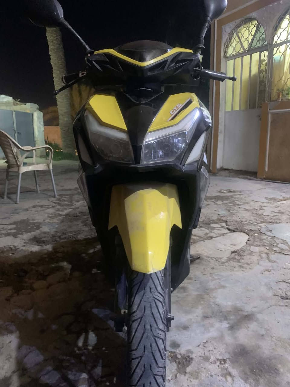 سلام عليكم دراجه للبيع محرك سغال مجفت كهربئيات كلهه شغاله ونضيفه بس تاركهه هسه اشغل بيهه ماتشتغل باتري هابط المكان بغداد ابوغريب سعرهه قفل بدون عمله 300تجي شيل وتمشي الشراي يتصل بلرقم ***********وبي واتساب
