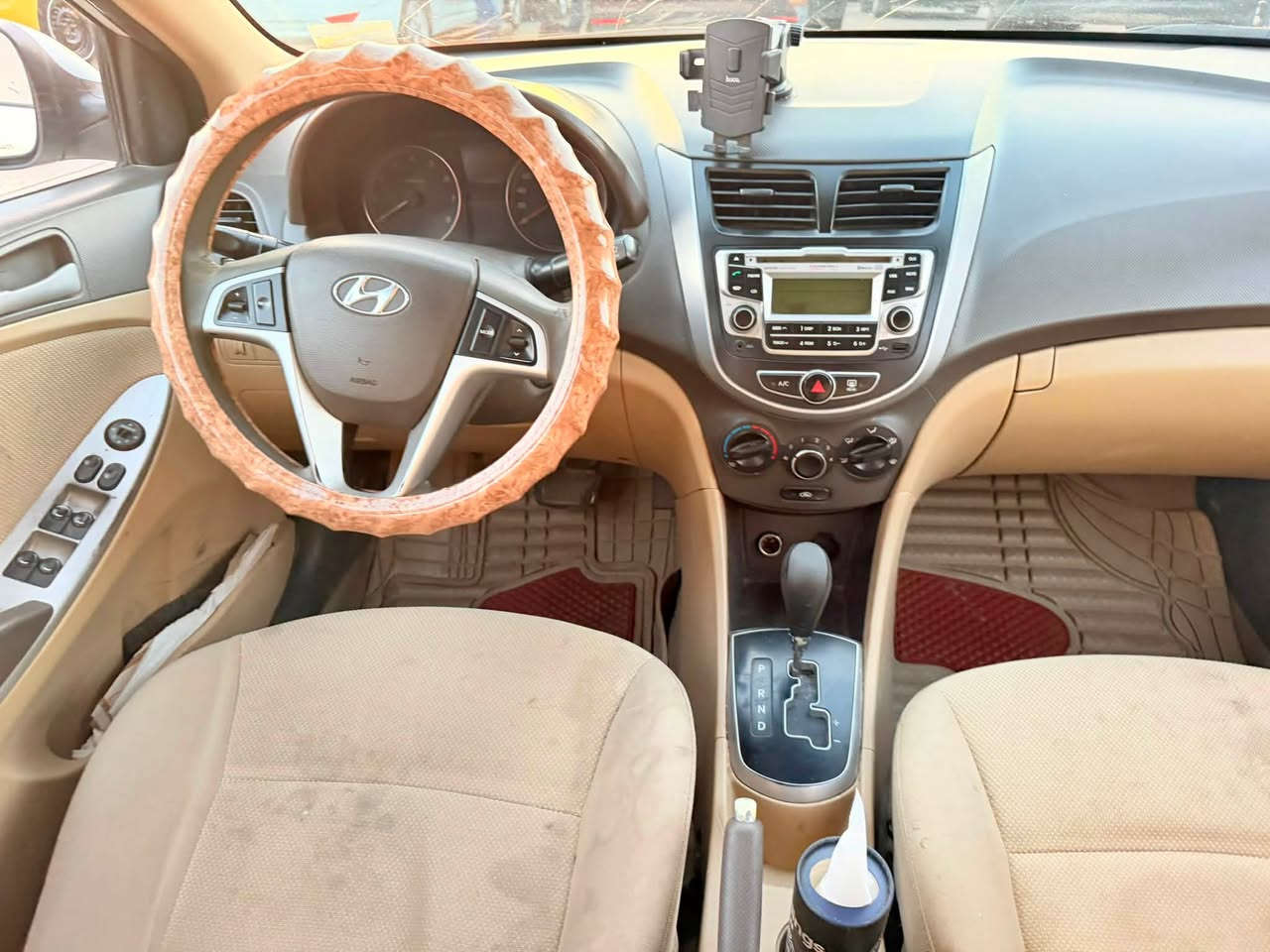 السلام عليكم
هونداي اكسنت 2014 خليجي
بيها جاملغات صبغ بدون دواخل 
محرك 1600 قطرتين
عارضها 78 و بيها مجال للطيبين 
مكانها بغداد الشعب 
***********
