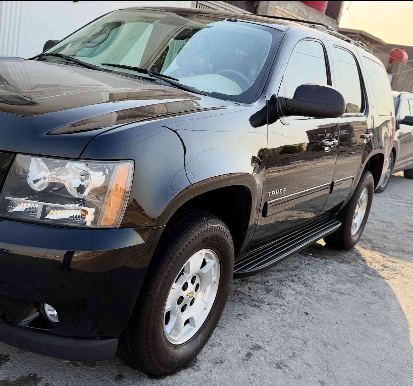 تاهو موديل 2014 اسود خليجي داخل عسلي  السياره كلش جديده وجاهزه من كل النواحي كفاله من الضربه والگص والفتح قطعتين صبغ تجميل الباقي كفاله السعر 125 $  هاتف *********** البصره 5 ميل
مكلف بالنشر
