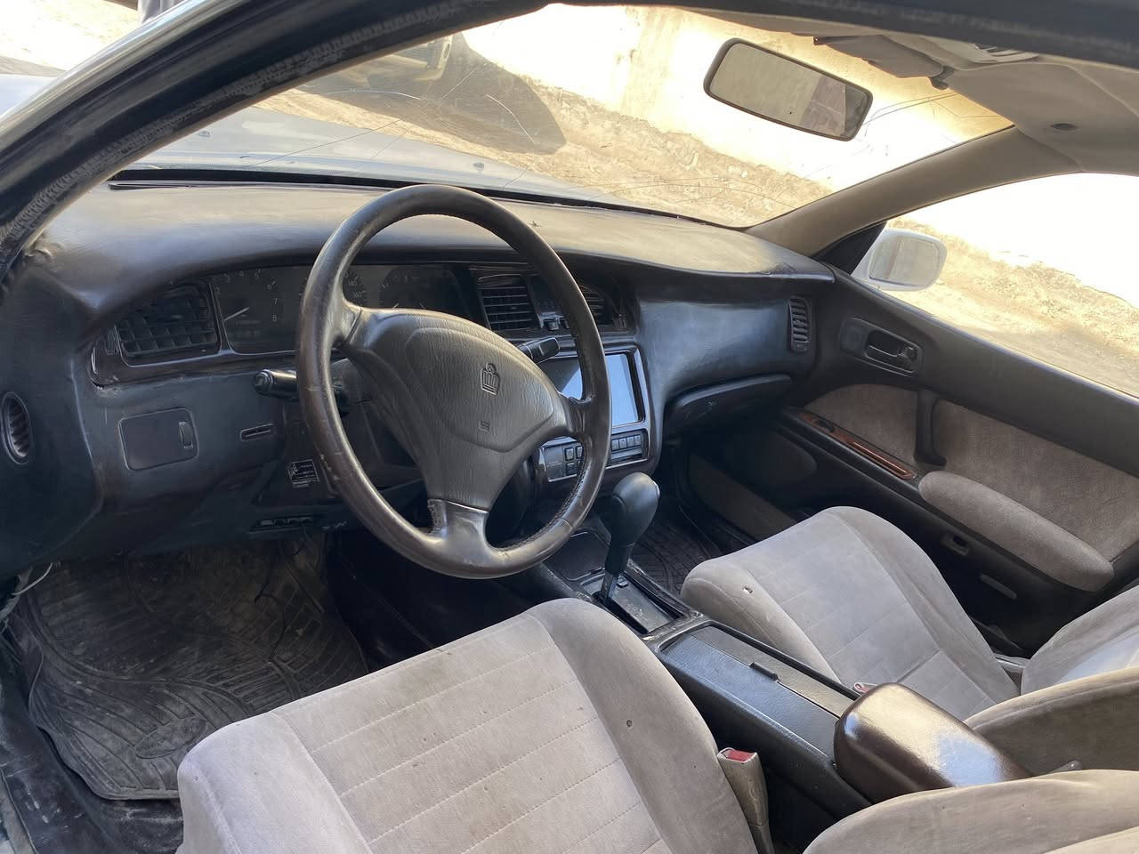 السلام عليكم بطه موديل ٩١ سياره جاهزه من كلها كير ومكينه وتبريد ثلج باسمي شخصيآ مكفوله من كص وضربه صبغ فقط اثر جرد مكاني حله مركز السعر ٥٨ وبيه مجال للاتصال ***********
