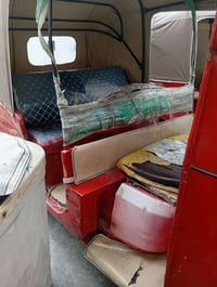 تكتك موديل 16 أوراقها اؤصليه بس زرف مكينه وشغاله وسعرها مليون وسبعمائة...