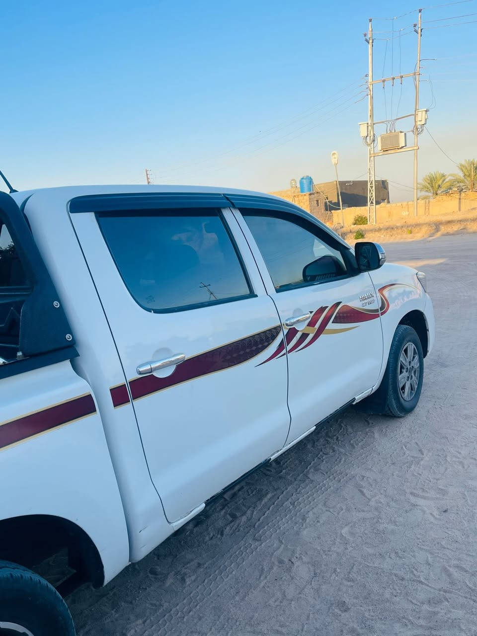 سلام عليكم هيلوكس 2013 سياره جديده جاهزه محرك كير شرط سونار مرفق بل منشور رقم نكليزي تحويل مباشر شاصي 12 مكاني كربلا طريق نجف سعر 168 مجال قليل قليل ***********
