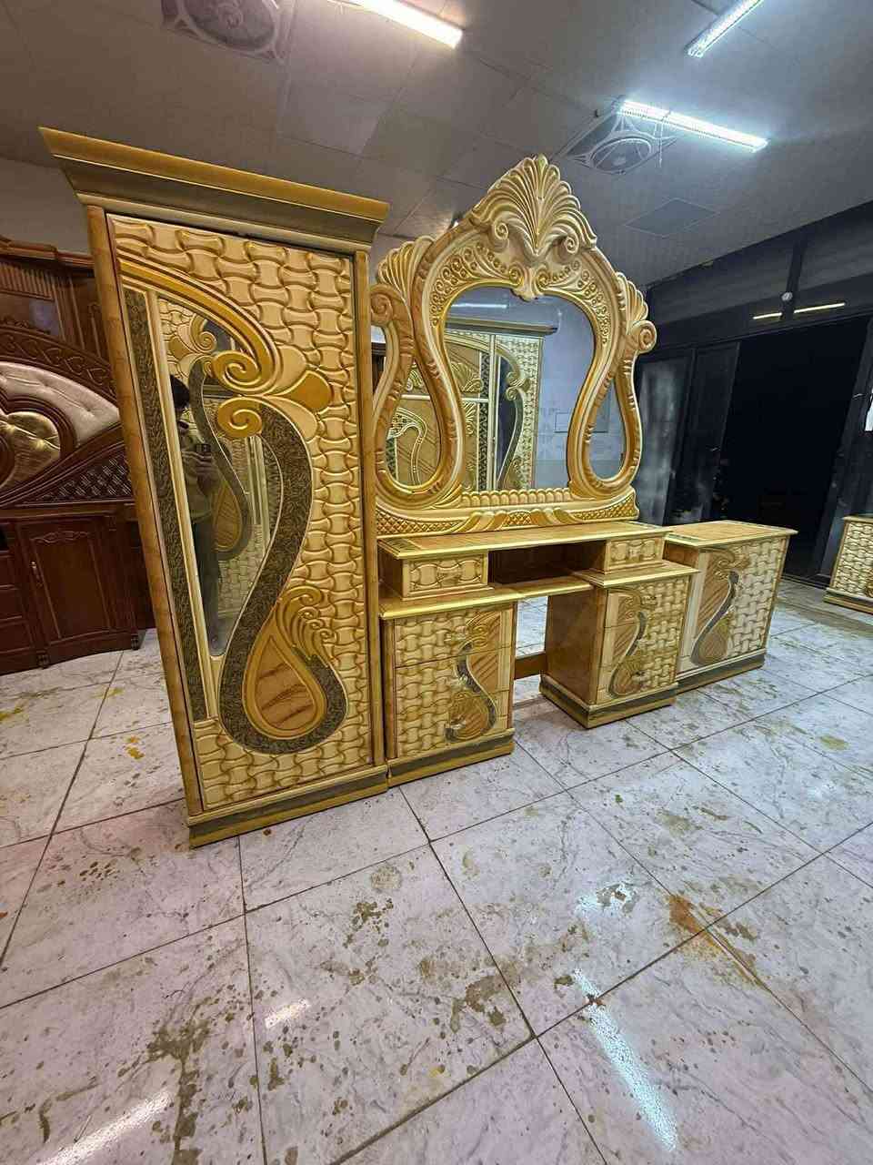 غرفه صبغ حراري
السعر 700قفل
شد نقل داخل بغداد مجاني 
٧ قطع 
***********
