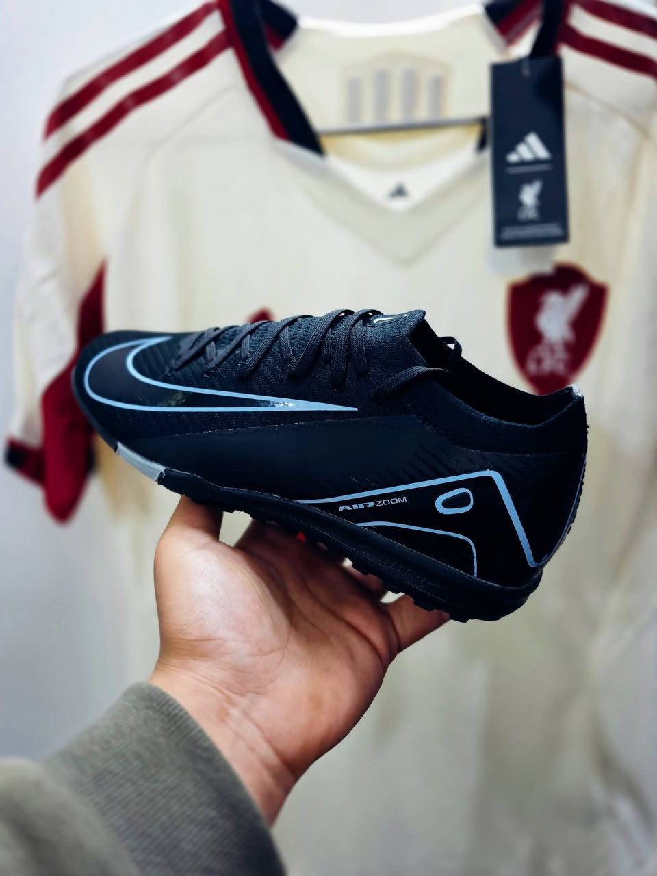 قياسات من 40لل44 💥 رقم الحجز واتساب ***********
نايك زوم الاصلي 💥
