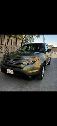 فورد اكسبلور 2013 ٧ راكب صندوق كهرباء  حادثها امامي واضح ب صور شاصي بي...