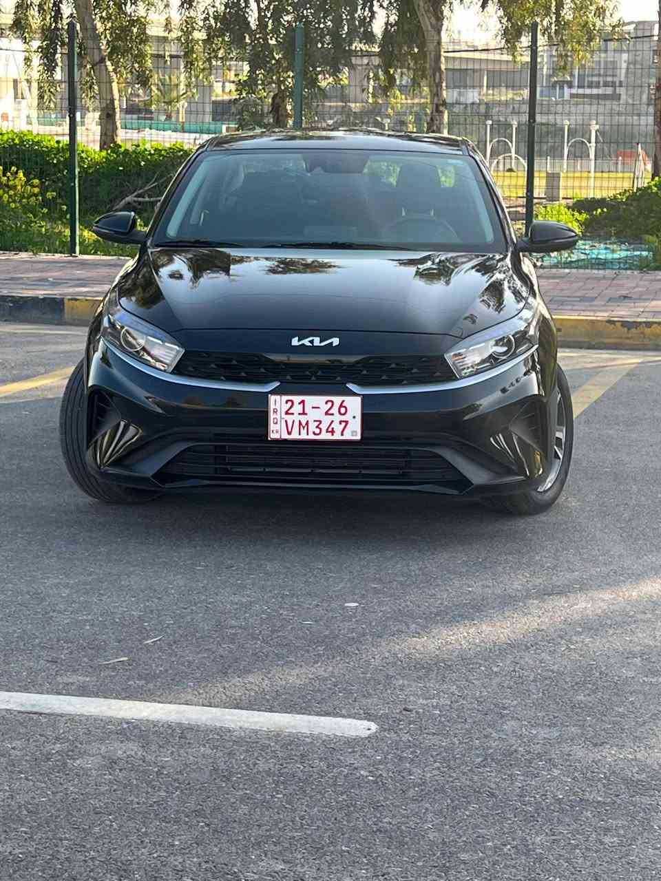 السلام عليكم 
فورتي 
موديل 2024
كاتي شمال ( دخول جديد )
سياره مواصفات 
ثلاثه انظمه قياده سبورت نورمال وسمارت 
نقطه عمياء 
اشاير بالمري 
حساسات قياده ذاتيه تحديد مسار شاشه وكامره 
محرك وكير شرط 
محرك 20 دوش 
ماشيه 16 مايل 
سياره ضررها جاملغ امامي صبغ ودائر الخلفي تعديل بارد 
بدون ايرباكات بدون دواخل
رقم الشاصي مرفق مع الصور  
السعر 142$  وبيها مجال
🛑ملاحظه مهمه
 يرجى الاتصال من  الساعه 9 صباحأ إلى الساعه 9 مساء
#العنوان موصل الجديده شارع بغداد مجاور سنتر بغداد
#مكتب ال رزان للسيارت
***********
***********
