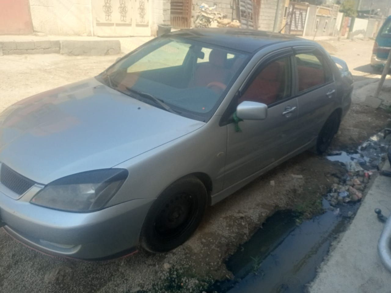 لانسر 2007 محرك 1600 تبريد تدفئه شغال تحويل ثاني يوم كير ومكينه خير من الله الصدر جديد امامي خلفي السعر 76 وبيه مجال بسيط 
مكان ديالى بعقوبه 
***********
