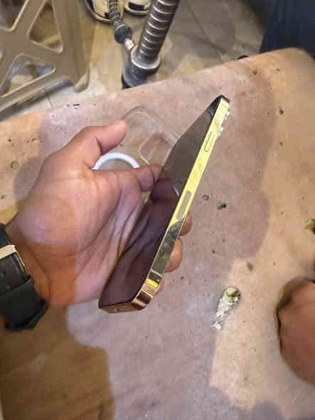 سلام عليكم 

ايفون 13برو ماكـــس  لون الذهبي ذاكره (512) بطاريه(88)
الجهاز وتر بروف. تغسله ب المي  ممفتوح 
السعر (770) 
بغداد الرشيد
***********
