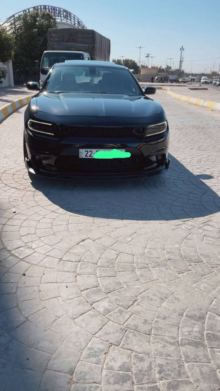 سلام عليكم تشارجر  موديل2017 Sxt بلاص فول موصفات فتحه السياره استعمال شخصي السياره رقم أربيل بسمي الوكاله عامه السياره داخله لعراق كلين تايتل 
بالعراق بيها جاملغ خلفي صبغ  وبيها بارد جاملغ خلفي وباب 
مغلفه كل السياره pdF
موصفات. السياره
1-تشغيل عن بعد
٢- تحكم استيرن
٣-ثلاث وضعيات قياده
٤-شاشه كبيره حجم 8.4 انج
٥-كأمره خلفيه
٦-حساسات خلفيه
٧-هيترات بالمري
٨-كشنات حضن
٩-كشتات هيتر 
١٠-حساسات خلفيه 
١١- سماعات الباين
١٢- تبريد قطعتين
١٣- تحكم كهربائي كرسي السايق
١٤-مثبت سرعه
١٥-تحكم كامل بالاناره
مكان السياره بغداد 
السعر ١٨٨ وبيها مجال بسيط 
هـ ***********
