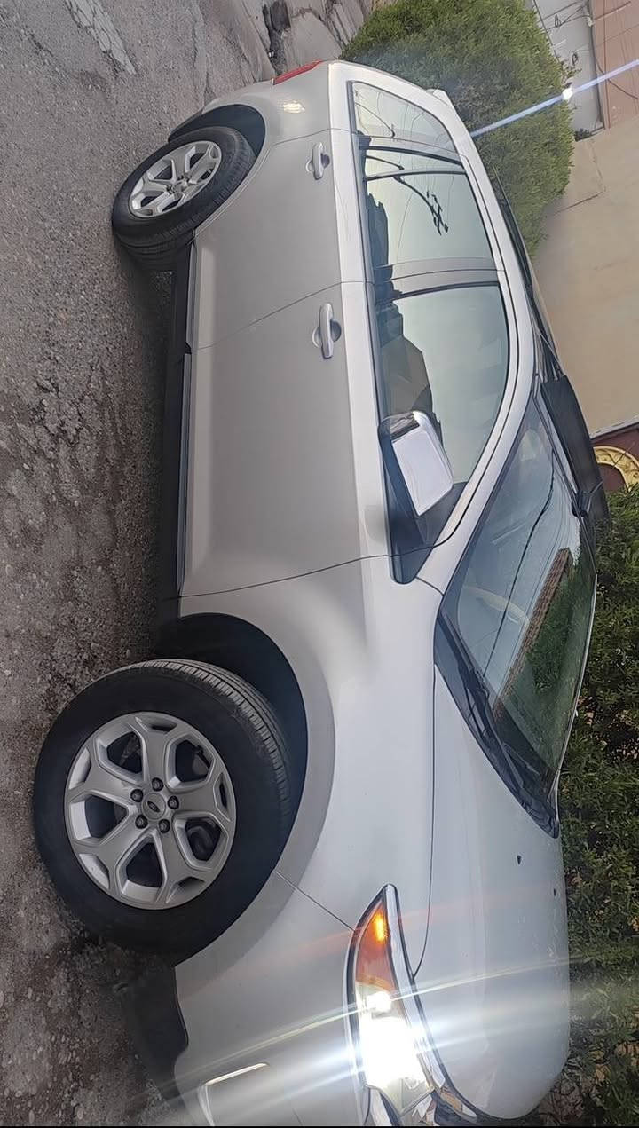 ***********
عنوان كركوك
سيارة رقم سليمانية
سنوي جديدة لحد 2029
كوبون بنزين 
4 سويج 
سقف بانوراما 
كشن هيتر
شاشة
تحديد سرعة 
كامرا خلفية 
باب رمز 
تبريد و تتفئة 100%
محرك و گير 100% 
بدون سبغ كركوك, العراق
