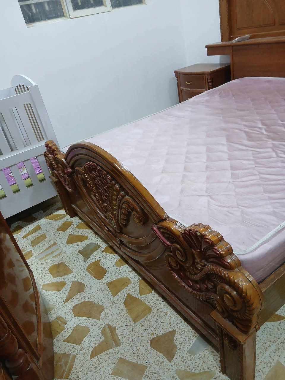 غرفة نجارة البيع ***********
