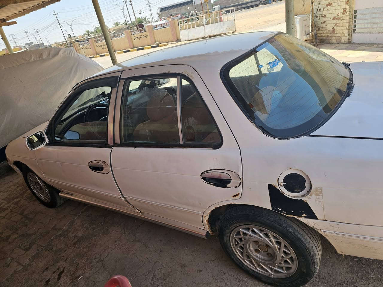 السلام عليكم كيا سيفيا للبيع رقم جديد با اسمي مكان ديالى شرط محرك وكير وحداديه وصدره جديد خير من الله رايده ب 26 ورقه رقم التلفون ***********
