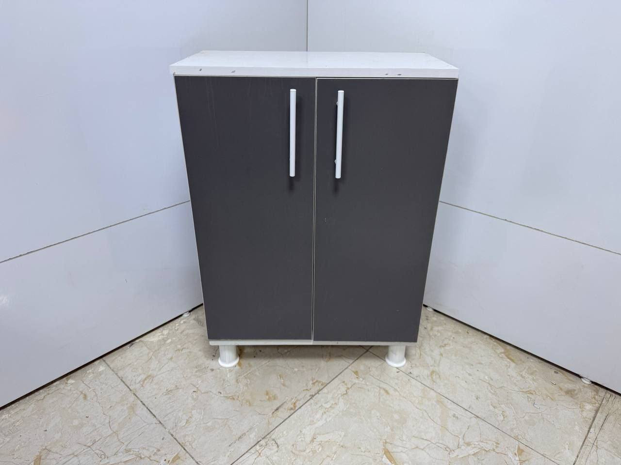 جزامه خشب
القياسات 
84 سم الارتفاع 
 60 سم العرض 
33سم العمق 

السعر 70  الف 
التوصيل بغداد 5 الاف 
محافظات 10 الاف 

المحافظات المشموله بالتوصيل 

(كربلاء بابل نجف ديوانيه سماوه ناصريه عماره البصره صلاح الدين ديالى واسط الأنبار 👈🏻رمادي + فلوجه)


**إذا كنت صاحب هذا الإعلان وتريد حذفه لأي سبب، رجاءا أرسل رسالة إلى الدعم الفني**