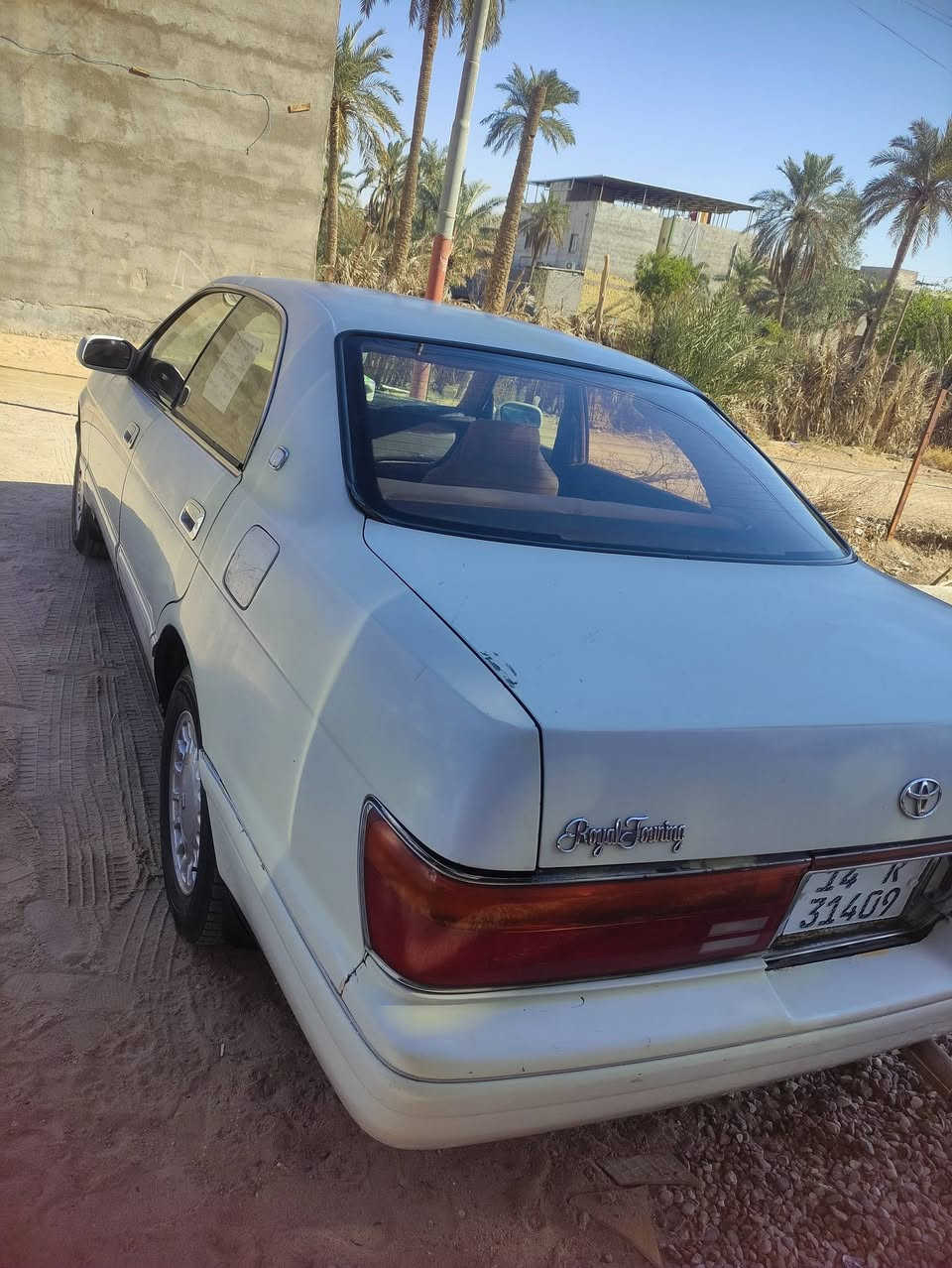 سلام وعليكم 
للبيع
بطه موديل 2000
مصبوغه عام لئن جانت سياره مصبوغه تكسي
بيها ضربه خفيفه باب العبري يم النرمايد
تخم تاير نضيف 
حداديه نص عمر
تبريد مايشتغل
مكينه وكير خير من الله
مكينه ثنين ونص
سياره بأسمي 
رقم وهزه جديده 
العنوان بصره شط العرب 
نهر حسن مقابل جامع بيت ابوخمسين
السعر 50
للأستفسار ***********
