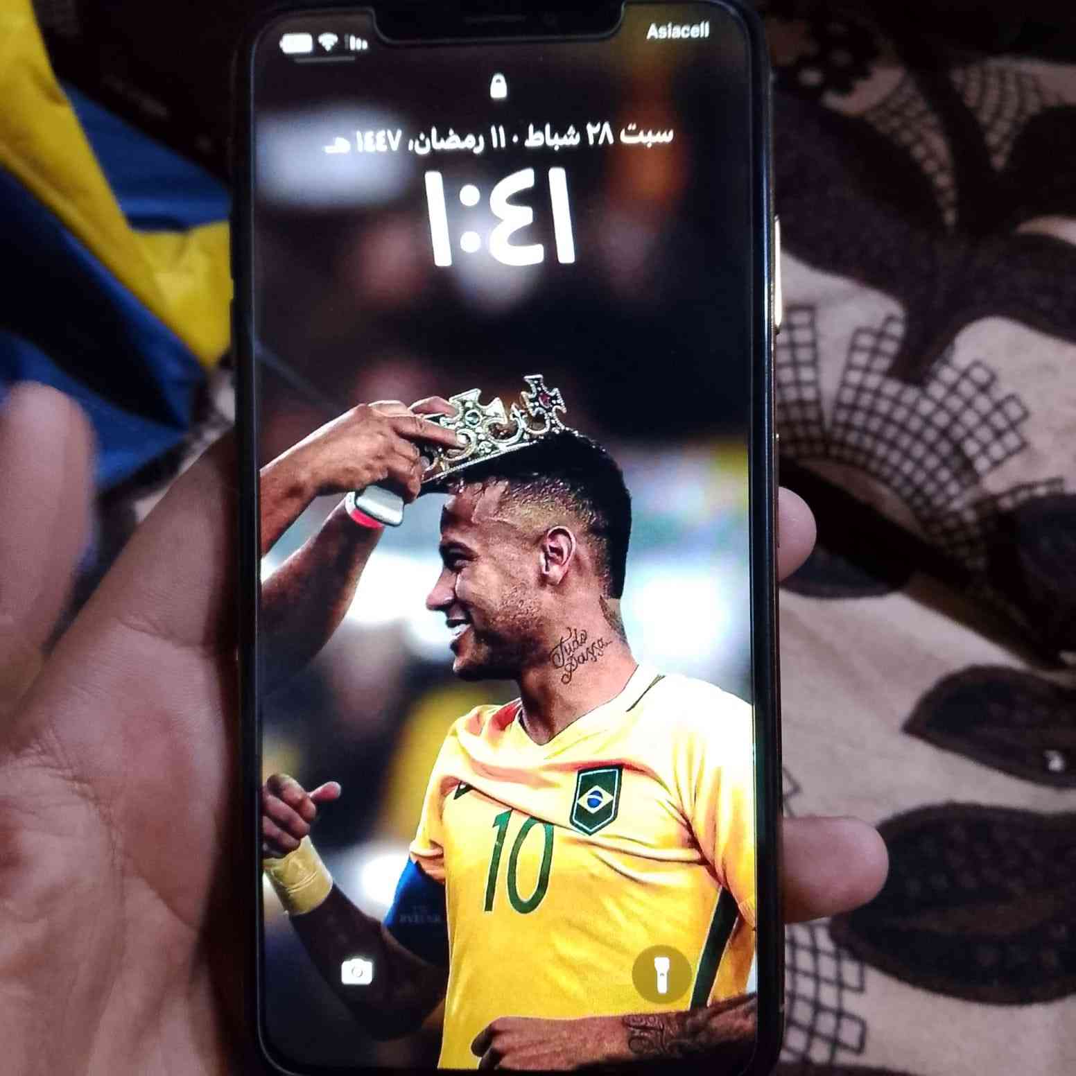 السلم عليكم 
اكس ماكس 
ذاكرة 256
بطارية 97
كامرات الخلفية تشكل 
دكم تعلي تشكل 
مراوس باي جهاز 
تواصل خاص


**إذا كنت صاحب هذا الإعلان وتريد حذفه لأي سبب، رجاءا أرسل رسالة إلى الدعم الفني**