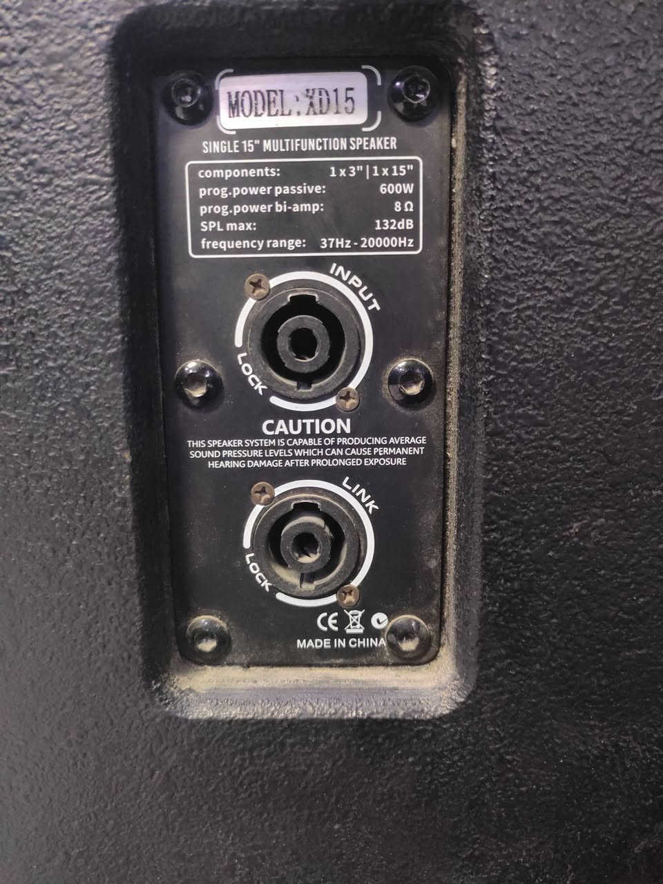 السلام عليكم
سماعات لبيع 
زوج.      rcf 
زوج       mj
زوجين ساوند كنك
انتصال على الرقم
***********
