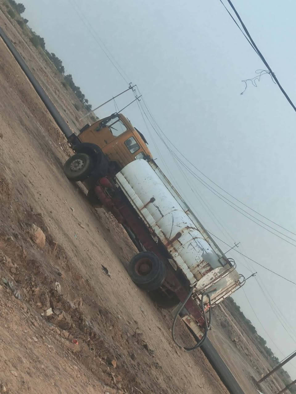 للبيع البه موديل 82شاصي مدبول حموله 12مكينه 6كير 25رقم نينوى بدون راعي ابيع كوم حديد مكان السماوه ***********
