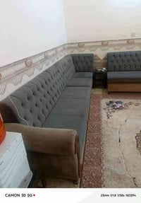 تخم ديوان • ٨ مقاعد • بدون ضرر