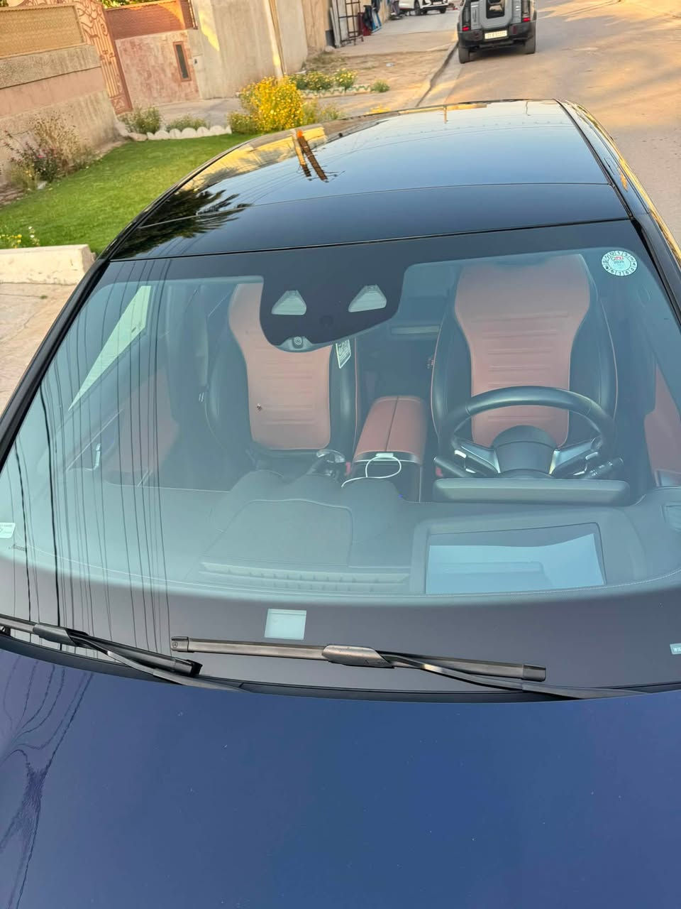 السلام عليكم
للبيع c300 موديل 2023

اعلى فئة بالمواصفات

بانوراما

بدي كت AMG

داتا شو 

كراسي تدفئة تبريد مساج

كامرات محيطية 360 درجة

وبعد المواصفات كلش هواية معروفة

ماشية 46,000 ميل

بدون ايرباك الجاملغ الخلفي والباب الخلفية مصبوغة موجود التقرير من بدي كار

رقم اربيل بأسمي 
السعر 33,800$

للاستفسار ***********
