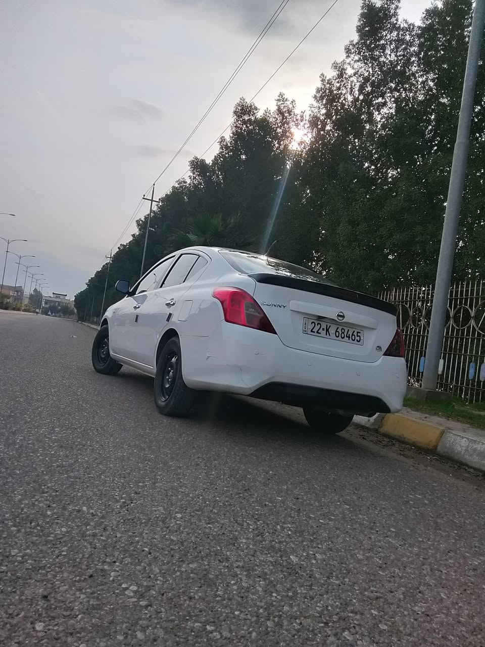 السلام عليكم نيسان صني موديل 22 رقم اربيل سنويه جديده هزه جديده السياره جاهزه ماتصرف عليهه ربع السيارة نضيفة ومالت بيت بليته زركة ضرر السيارة جامرلغ السكن تعديل ع بارد بدون تبديل تخم تايرات جديده باتري جديد السيارة ماشية 38 ميل وتجي شوف السيارة السيارة احلى من الصور السعر 122 وبيه مجال  كابون بانزين بيه تحويل ثاني يوم الرقم *********** مكاني كركوك
