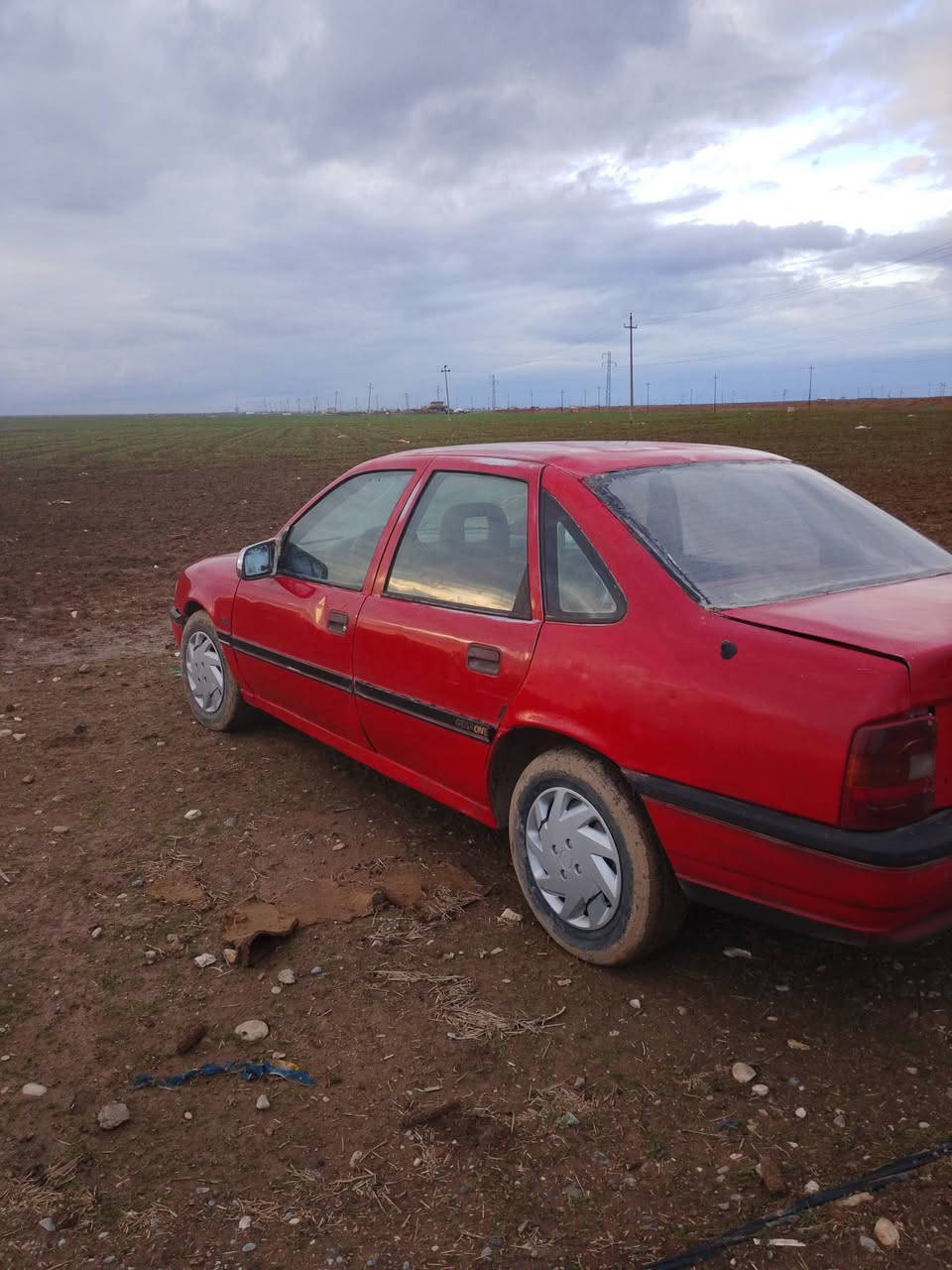 السلام عليكم
للبيع فكترا 16 مديل 1993 رقم الانبار ألماني تحويل فورا السيارة مكفولة كفالة عامة ماعدا دواير ورش  قليل مامصبوق بس دواير فقط محرك تبخير 

شغالة جاهزة ونضيفة    بيع مستعجل 

السعر 28 ورقة وبيه مجال المو شراي لايتصل گلب كل تفاصيل واتصل ***********

مكان موصل ربيعة مفرق تل حيال
