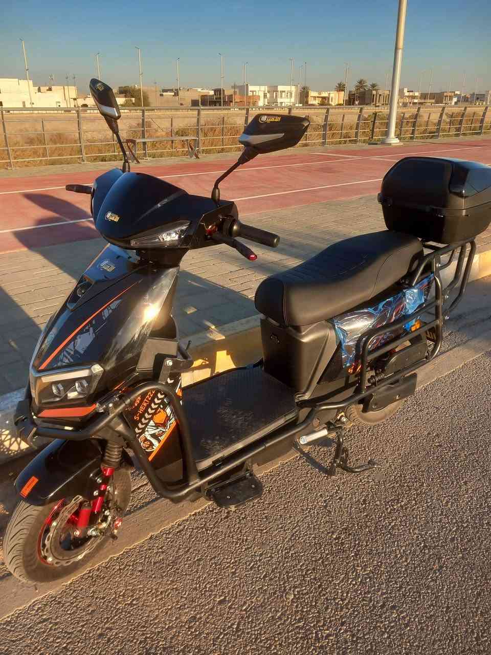 سلام عليكم دراجه شحن الامير للبيع
موديل ٢٦ نظيفه بطارياته مال شركه ممستخدمه هواي
٦ بطاريات فول مواصفات 
سعره ٦٢٥ مجال قليل للشراي 
للتواصل الاتصال  او واتساب 
***********
