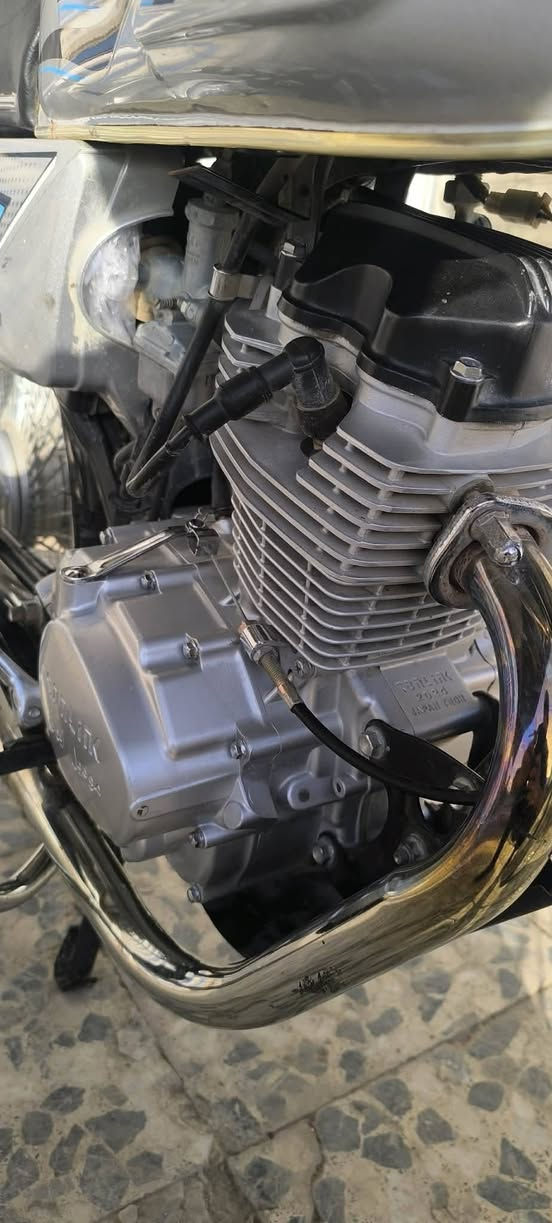 السلام عليكم
دراجه تايكر ختم سولنك مويل 24
ارواق سكنر 
كهربايات كله شغاله 
مكاني بابل الحمزه الغربي 
السعر 675وبيه مجال قليل 
رقمي ***********
