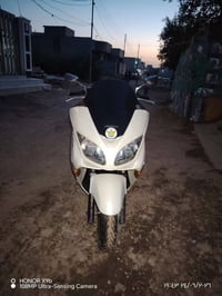 للبيع دراجه فورزه 09 الدراجه خير من الله السعر 900  وبيها مجال حك الجي...