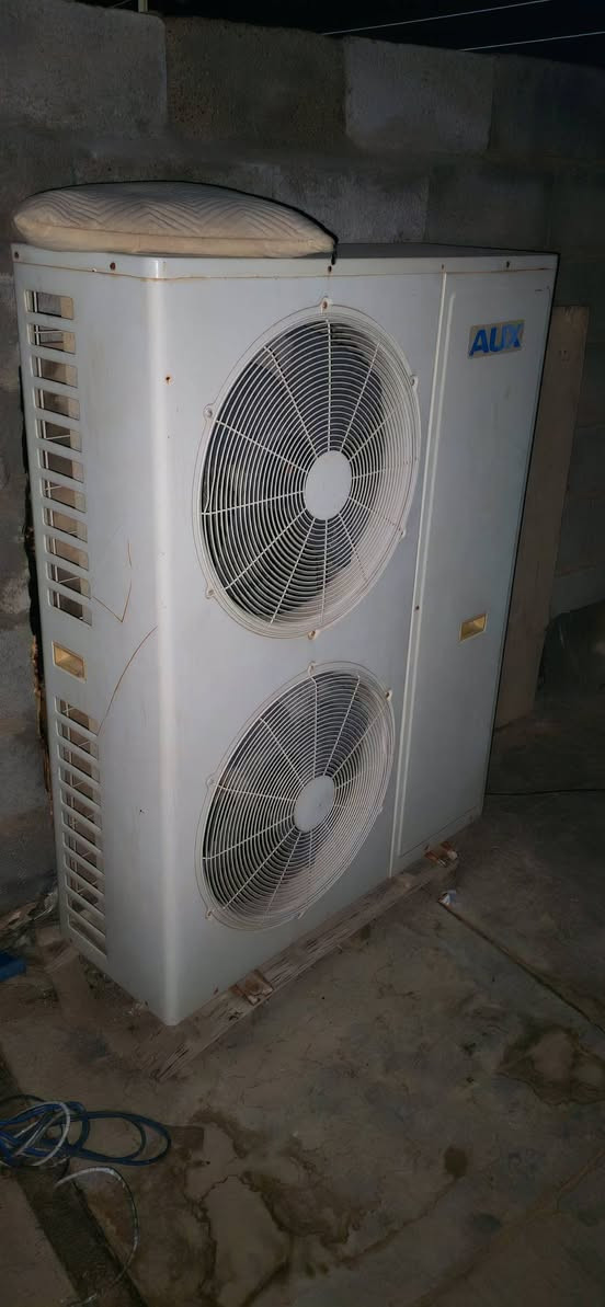 سبلت كنتوري شرط لشغل تبريد  للبيع سعر 900الف


**إذا كنت صاحب هذا الإعلان وتريد حذفه لأي سبب، رجاءا أرسل رسالة إلى الدعم الفني**