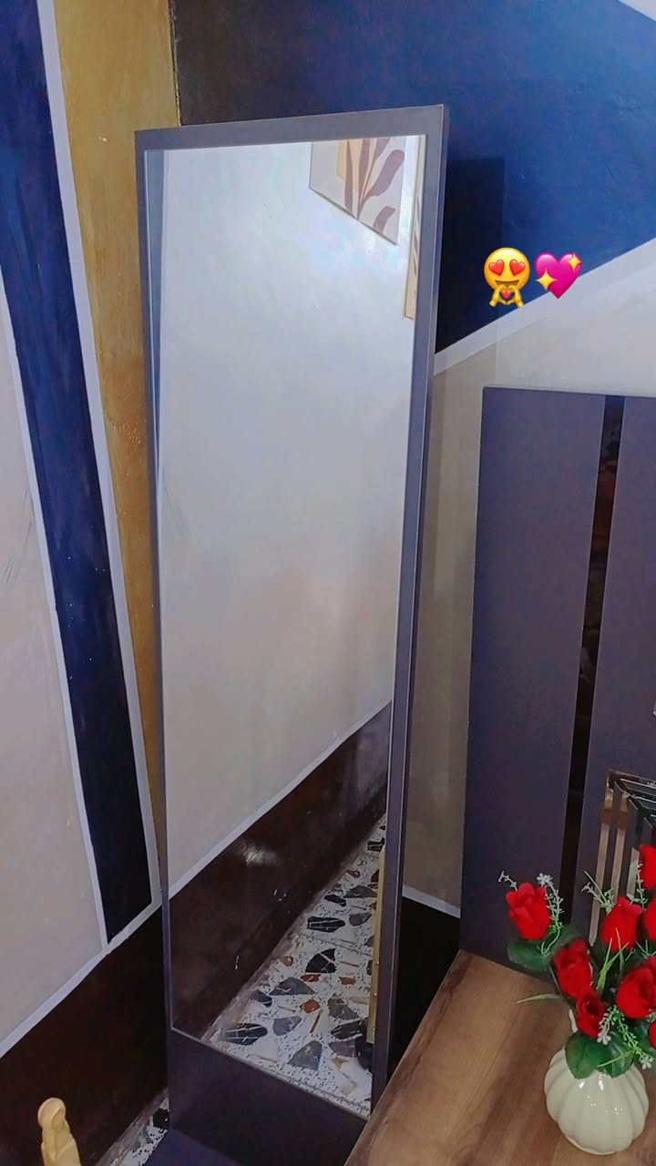 سلام عليكم غرفه متكونه من9قطع ب400 مابيه ضرر فقط محتاجه صومايه الجربايه نضافته شوفه عينكم الشراي يراسل  العنوان بغداد يوسيفيه


**إذا كنت صاحب هذا الإعلان وتريد حذفه لأي سبب، رجاءا أرسل رسالة إلى الدعم الفني**